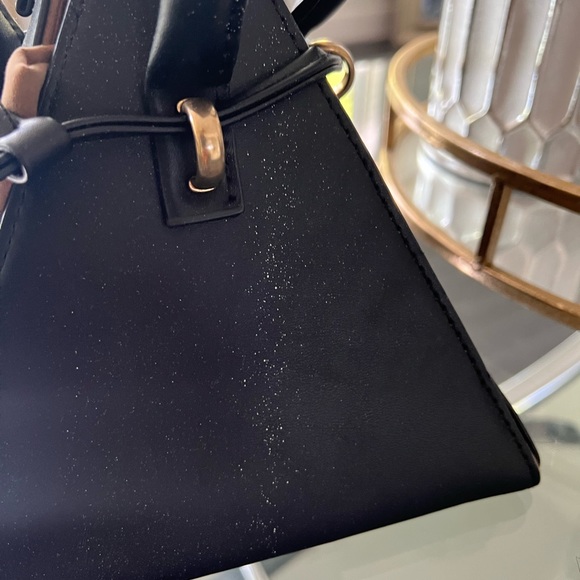 Pyramid Top Handle Bag - Picture 2 of 5